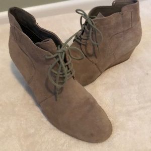 Nine West Tan Wedge Bootie